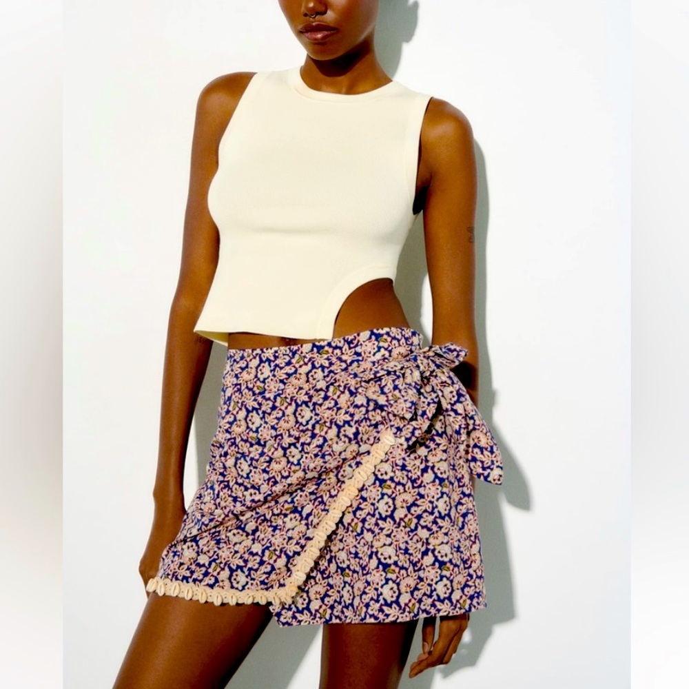 ZARA Floral Real Shell Mini Wrap Skirt